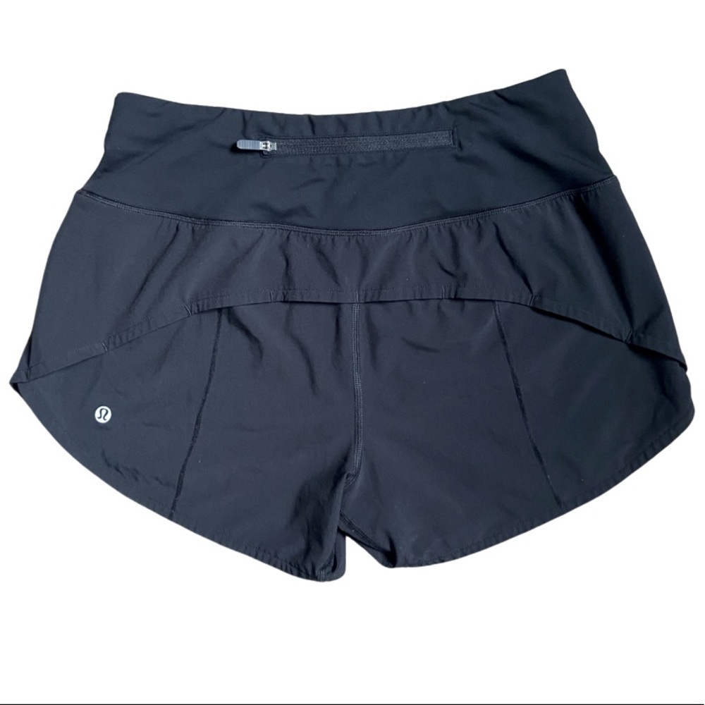 Lululemon Athletica Low Rise Lined Shorts Size 4